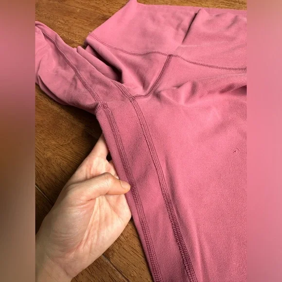 Lululemon Align crop 21” in Misty Merlot (pink) - Size 4 - Picture 11 of 14